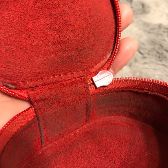 Authentic LV Red Epi Ecrin Bijoux Jewelry Case - Picture 2 of 5